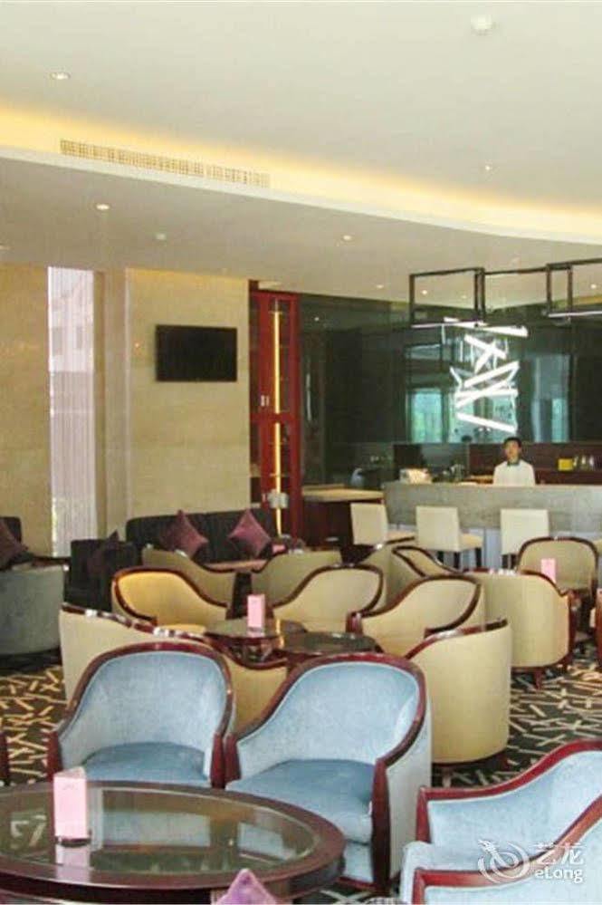 Bavaria City Hotel Beihai Exteriör bild